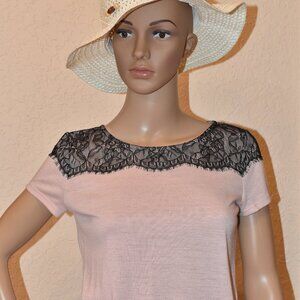 Ann Taylor LOFT dusty pink tee with a black lace accent neckline US SP  - NWOT
